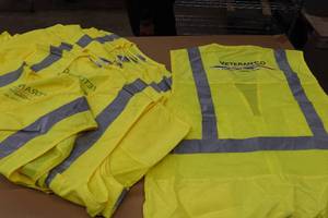 lot 327 image: Hi-Viz Vests