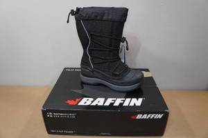 lot 102 image: Baffin Snogoose Womens Winter Boots -Size 9