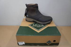 lot 106 image: Muck Boots Mens Apex Mid Zip Boots -Size 14