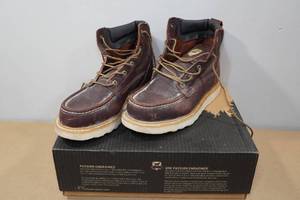 lot 112 image: Irish Setter Ashby Mens 6 Work Boots -Size 9.5