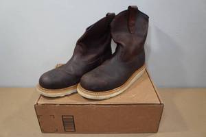 lot 114 image: Irish Setter Ashby Mens 9 Pull-On Work Boots -Size 10.5