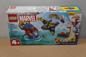 lot 168 image: Lego Marvel Spidey & Green Goblin Building Set