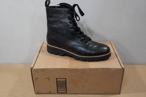 lot 195 image: Vionic Womens Lani Lace-Up Boots -Size 8.5