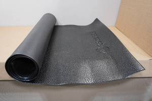 lot 11 image: Powrlabs Sweat Proof Exercise Mat
