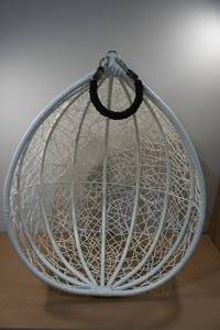 lot 13 image: Hanging Chair Pod