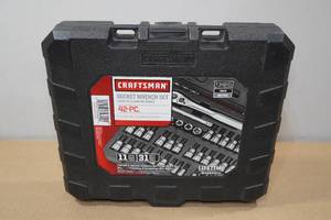lot 83 image: Craftsman 42 Piece Socket Wrench Set