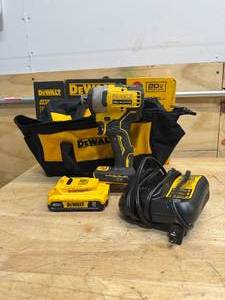 lot 75 image: DEWALT DCF809D1 ATOMIC 20V Max Lithium-Ion Brushless Cordless Compact 14 in. Impact Driver Kit with 2.0Ah Battery, Charger and Bag - C159