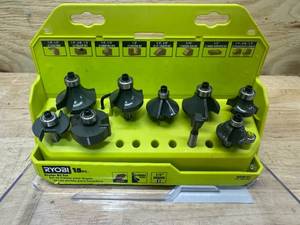 lot 188 image: RYOBI A25R151 Shank Carbide Router Bit Set (15-Piece) - D70
