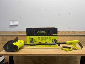 lot 189 image: RYOBI 2706BTL ONE 18V 10 in. Single-Stage Cordless Electric Snow Shovel (Tool Only) - D119