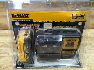 lot 21 image: DEWALT DCBP034C 20V MAX POWERSTACK Compact Battery Starter Kit - A149