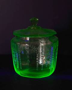 lot 35 image: Vintage Uranium Glass Jar and Lid