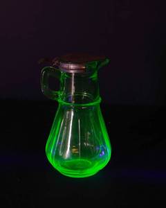 lot 38 image: Vintage Green Uranium Glass SyrupMolasses Pitcher  Possibly Hazel Atlas (Early 1900s)