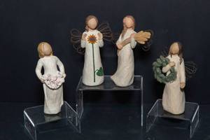 lot 45 image: Willow Tree Figurines  Angels of the Seasons (Set of Four)