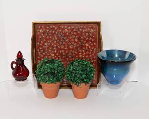 lot 83 image: Variety of Home Decor