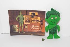 lot 87 image: Green Giant Memorabilia Collection - Memoirs of a Giant book, Green Giant patch and Stuffed Green Giant