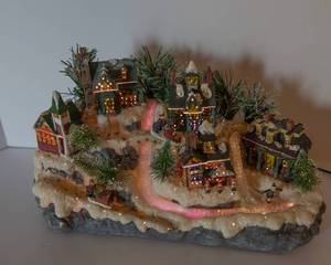 lot 114 image: Avon Christmas Fiber Optic Village