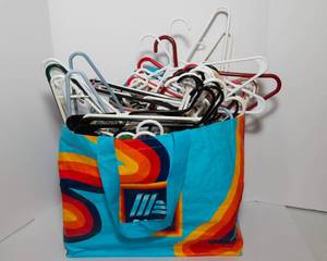 lot 119 image: Plastic Hangers