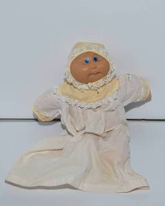 lot 135 image: Cabbage Patch Kids Doll