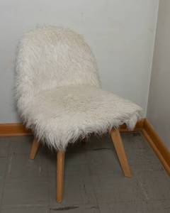 lot 157 image: Faux fur chair