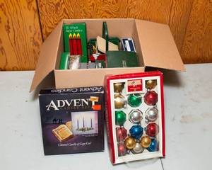 lot 154 image: Mystery Christmas Lot #2