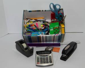 lot 162 image: Random Home Office Items