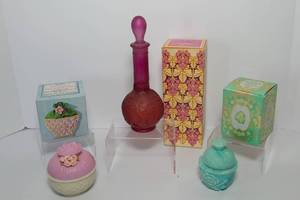 lot 171 image: Avon Products with Original Boxes