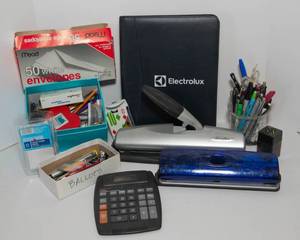 lot 173 image: Variety of Office Supplies