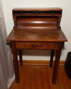 lot 181 image: Vintage Wooden Desk
