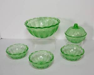 lot 234 image: Green Intricate Bowls