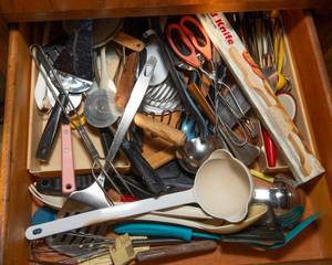 lot 240 image: Drawer of Cooking Utensils