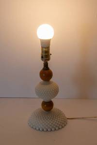 lot 263 image: Hobnail Lamp