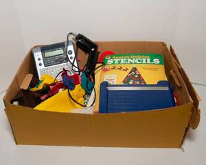 lot 272 image: Craft Supplies