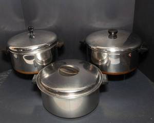 lot 288 image: Stainless Steel Stockpots with Lids - Set of Three