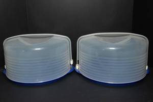 lot 294 image: Dessert Carriers - Set of 2