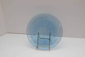 lot 330 image: Montgomery, MN Art and Heritage Center Collectors Plate