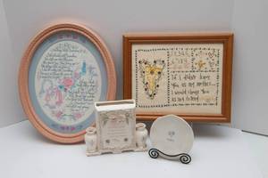lot 328 image: Miscellaneous Mother, Grandmother, Sister Decor