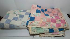 lot 347 image: Two Vintage Quilts