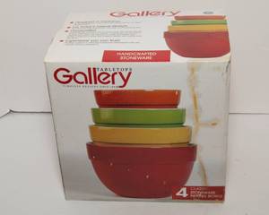lot 409 image: Tabletops Gallery Nesting Bowls - Set of Four