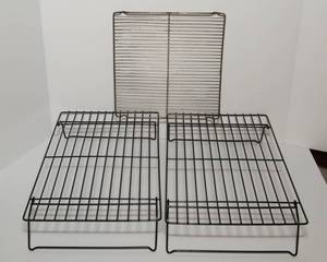 lot 411 image: Metal Cooling Racks