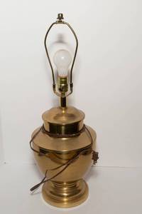 lot 415 image: Gold-Toned Lamp
