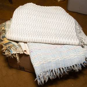 lot 419 image: Variety of Rag Rugs - 9 Total