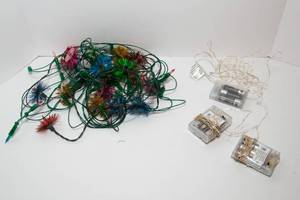 lot 437 image: Fairy Lights and Tinsel Burst Lights