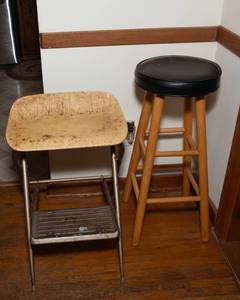 lot 441 image: Step Stool and Bar Stool