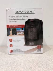 NEW BLACK AND DECKER PERSONAL CERAMIC HEATER