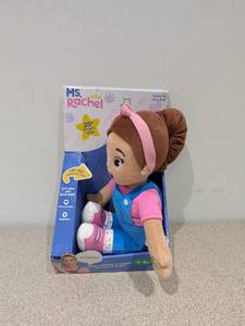 BRAND NEW MS. RACHEL SPEAK & SING DOLL