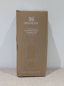 BRAND NEW STANLEY QUENCHER H2O TUMBLER