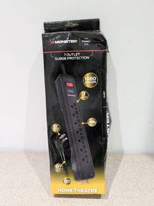 BRAND NEW MONSTER 7 OUTLET SURGE PROTECTOR