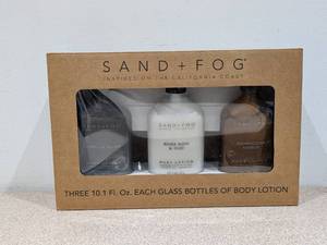 BRAND NEW SAND  FOG BODY LOTION ( POSSIBLE CUSTOMER RETURN )