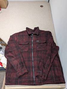 BRAND NEW IZOD FLANNEL WZIPPER