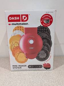 BRAND NEW DASH MINI MAKER SYSTEM